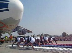 Силачи установили на Волге рекорд Гиннеса