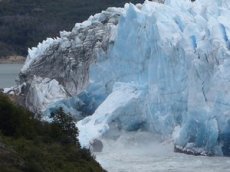 В Аргентине рухнула арка древнего ледника-гиганта