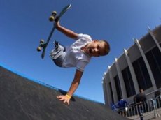 Тони Хоук назвал «любимым скейтером» 10-летнего россиянина без ног
