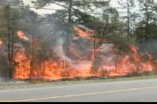 Из-за пожара в Нью-Джерси эвакуированы 2,5 тыс. жителей