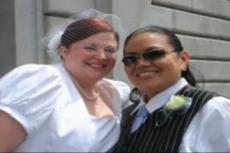 Гомосексуальные пары борются за право жить в браке