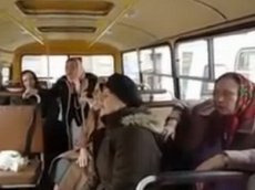 Черниговские бабушки покорили Интернет хитом «Лисапед»