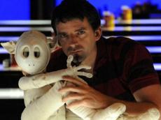 В Британии разработали эмоционального робота