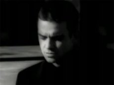 Робби Уильямс написал музыку для собственных похорон