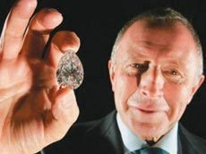 В Нью-Йорке собака ювелира проглотила бриллиант стоимостью  тыс