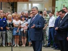 Грубый ответ Порошенко журналисту попал на видео