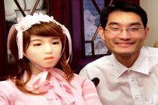 Канадец сконструировал себе идеальную жену