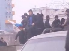 Пророссийские активисты напали на экс-губернатора Донбасса