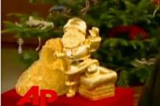 Японцы сделали Санта Клауса из чистого золота