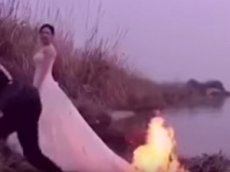 Невеста подожгла свадебное платье ради эффектной фотосессии
