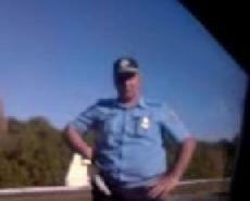 Генерала остановили за превышение скорости. Осторожно, ненорматиная лексика!