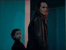Депздрав Москвы снял ролик о вампирах и «антипрививочниках»