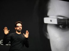 Google показал миру "очки Терминатора" и новый планшетник