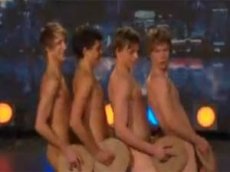 Голые шведы в шоу талантов