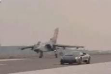 Lamborghini Reventon против боевого истребителя Tornado