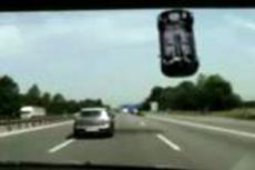 MINI Clubman взлетел в воздух