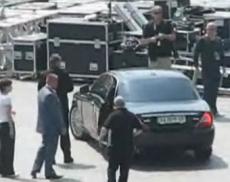 На Маккартни в Киеве напал фанат