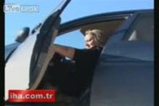 Англичанка в Турции припарковалась на крыше дома