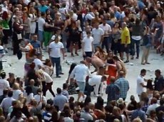 Поклонники Робби Уильямса подрались на концерте