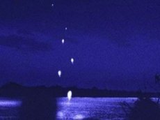 Огненные шары на реке Меконг