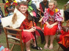 Влюблённая пара сыграла 85 свадеб в разных странах