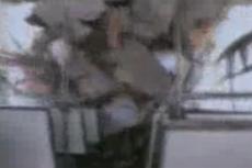 Двухэтажному автобусу снесло крышу в аварии