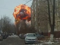 Мощный взрыв на подстанции в Подольске попал на видео