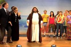 В Сети появилось пародийное музыкальное видео о запрете гей-браков в Калифорнии с участием Иисуса