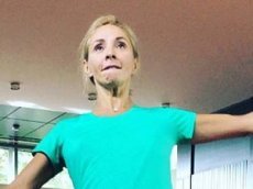 Татьяна Навка у балетного станка