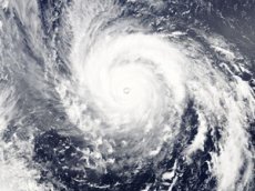 Тайфун Soudelor засняли из космоса