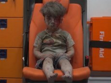 Ведущая CNN расплакалась, рассказывая о мальчике из Алеппо