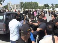В Тунисе арестовали вдохновительницу «топлес-джихада»