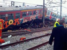 Под Брюсселем "в лобовую" столкнулись два поезда