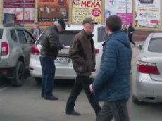 В Брянске сняли на видео нелепую парковку
