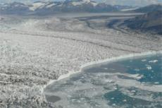 Таяние ледников c высоты птичьего полета