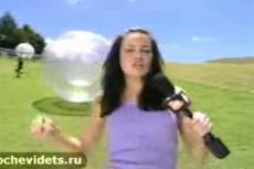 Зорб сбил репортера в прямом эфире