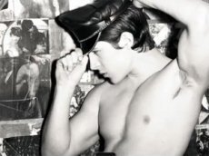 Лучший способ пропаганды секса в печатных изданиях — ролик на Youtube