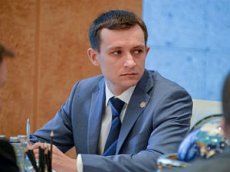 Альметьевский мэр перепел песню «Тает лед»