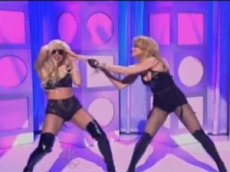 Мадонна и Леди ГаГа подрались на американском ТВ