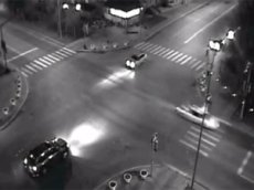 Ночной гонщик смел пешехода с перекрестка