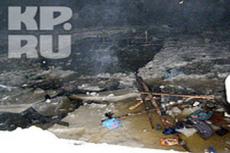 В Твери на Крещение лед не выдержал всех желающих окунуться