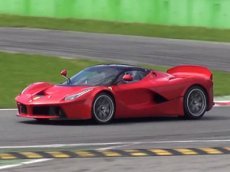 Прототип LaFerrari XX засняли на видео
