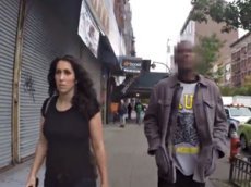 За 10 часов к девушке домогались свыше 100 раз