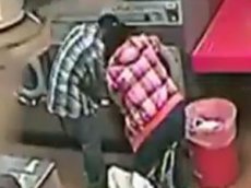 Американец ради шутки постирал сына в машине