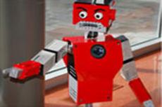 Ученые создали эмоционального робота Reddy
