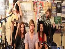 Музыкальная композиция из смеха