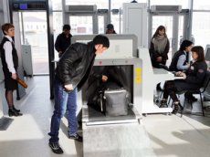 В Дагестане авиапассажир забрался в рентген-сканер