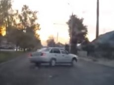 Неадекватное вождение водителя учебного авто попало на видео