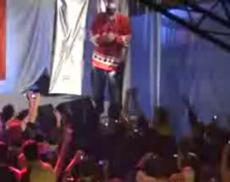 Артист изувечил зрителя во время концерта