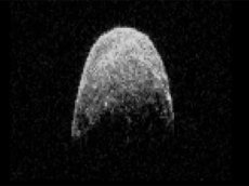 НАСА обнародовала новые снимки астероида 2005 YU55